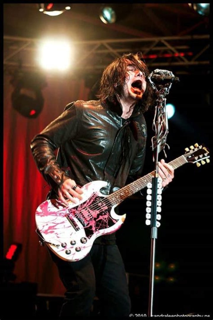
Adam Wade Gontier’s Biography: Height, Divorce, Net Worth, Wife 