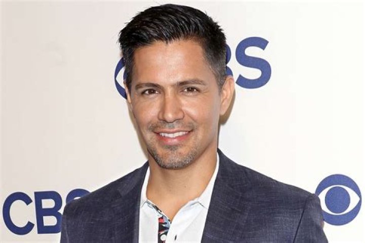 Alejandro Hernandez Height, Weight, Net Worth, Age, Birthday, Wikipedia, Who, Instagram, Biography