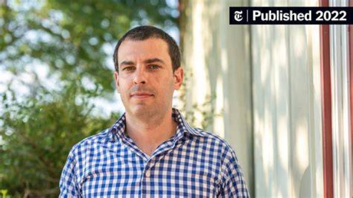 
Alex Lasry Height, Weight, Net Worth, Age, Birthday, Wikipedia, Who, Instagram, Biography 