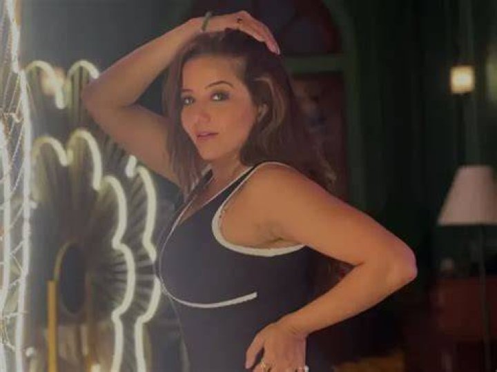 
Antara Biswas Height, Weight, Net Worth, Age, Birthday, Wikipedia, Who, Nationality, Biography 