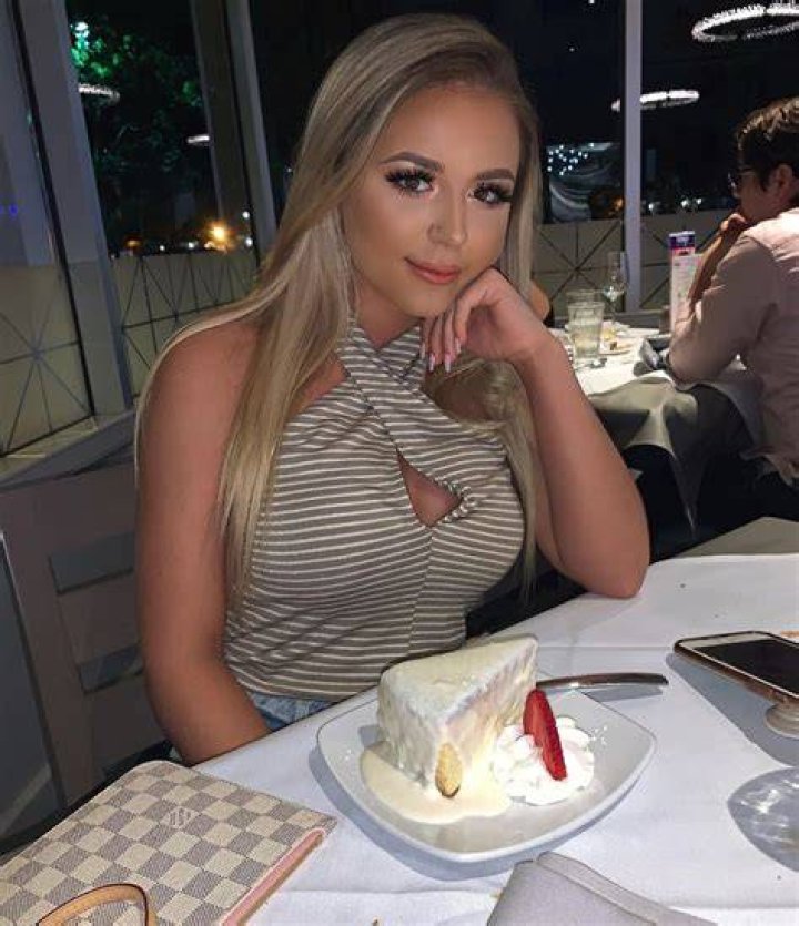  Ashlyn Sharp