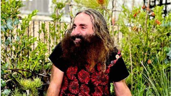 
Beard Guy Costa Georgiadis’ Wife – Is He In A Relationship With Anyone? Let’s Investigate 