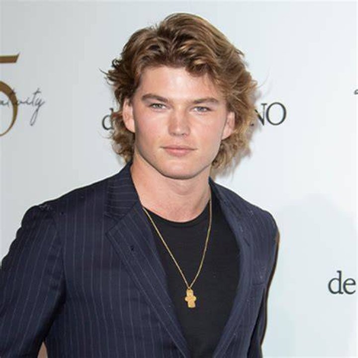 Benjamin Barrett Height, Weight, Net Worth, Age, Wiki, Who, Instagram, Biography