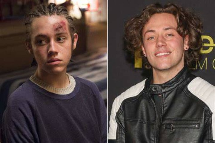 Ethan Cutkosky Met Brielle Barbusca On The Set Of Shameless