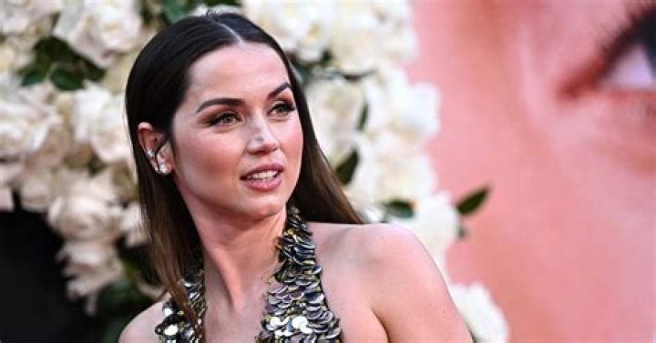 
”Everyone got very worried”: Blonde star Ana de Armas reveals her initial reaction to getting nominated for Golden Globe 