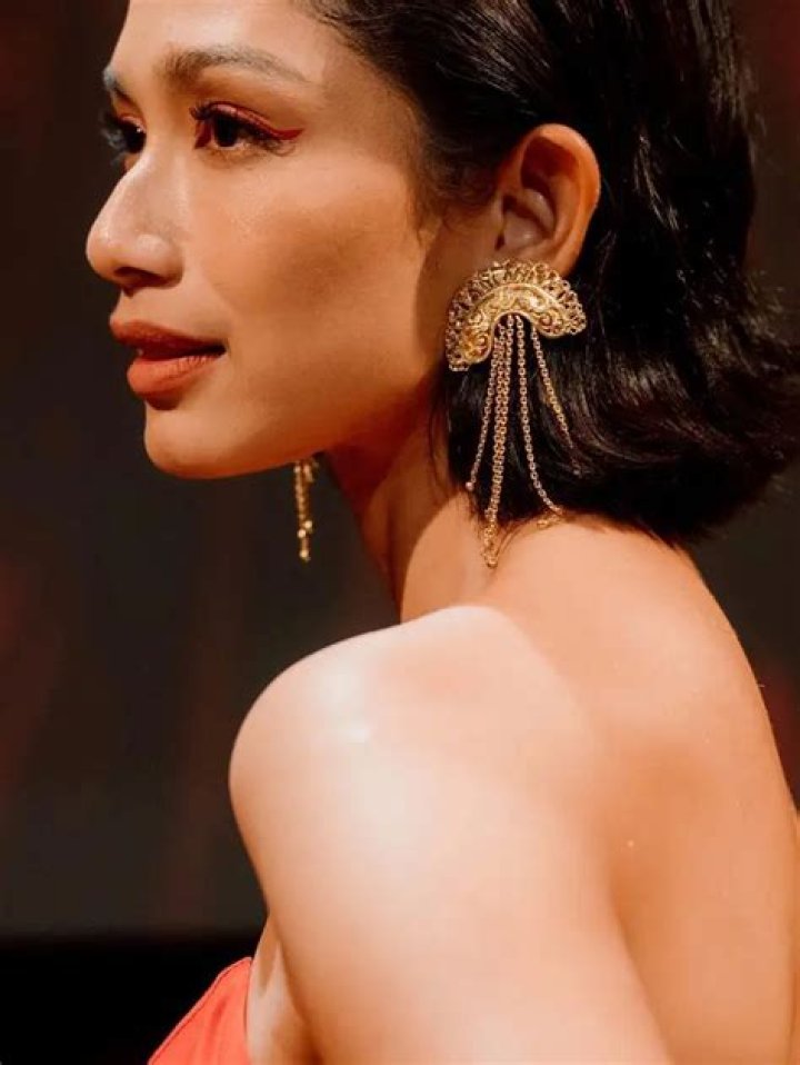 Faradina Mufti Height, Weight, Net Worth, Age, Birthday, Wikipedia, Who, Instagram, Biography