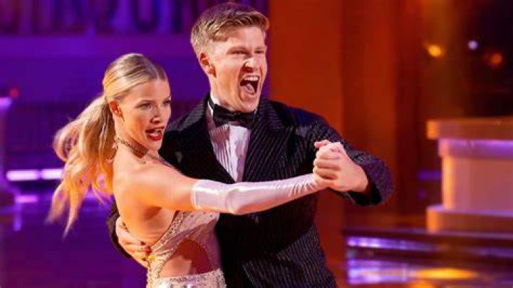 
Former Olympian Eric Murray Is A Contestant On Dancing With The Stars NZ, Details About His Wife & Family 
