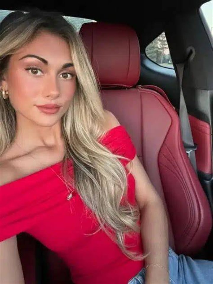 
Heather Poppie Height, Weight, Net Worth, Age, Birthday, Wikipedia, Who, Instagram, Biography 