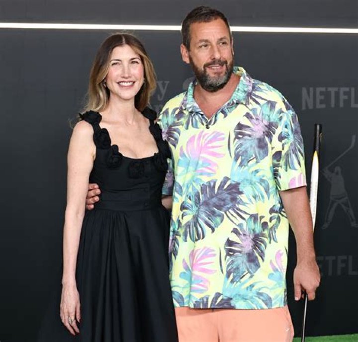 
Is Adam Taggart Married to Wife? Or Dating Girlfriend? 