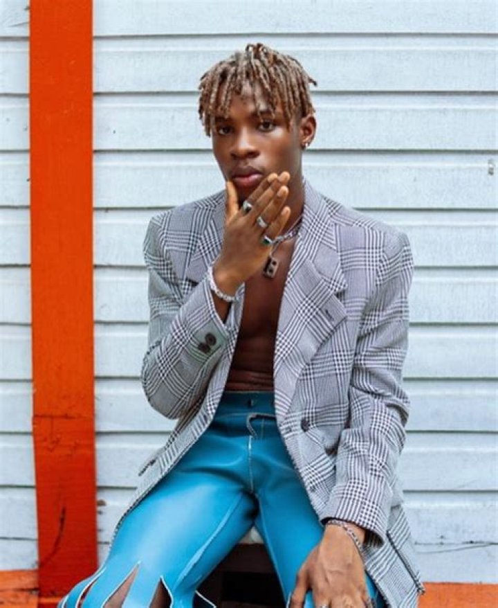 Joeboy Height, Weight, Net Worth, Age, Birthday, Wikipedia, Who, Instagram, Biography