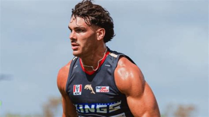 
Josh Farnworth Height, Weight, Net Worth, Age, Birthday, Wikipedia, Who, Instagram, Biography 