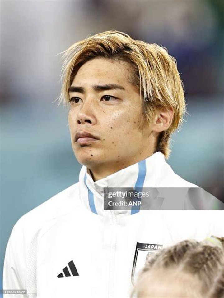 
Junya Ito Height, Weight, Net Worth, Age, Birthday, Wikipedia, Who, Nationality, Biography 