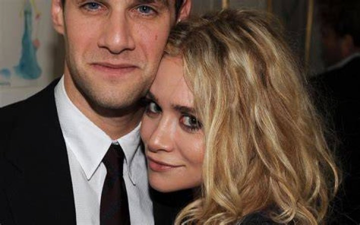 Justin Bartha Height, Weight, Net Worth, Age, Birthday, Wikipedia, Who, Instagram, Biography