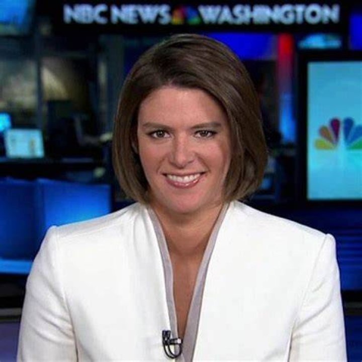 Kasie Hunt Height, Weight, Net Worth, Age, Birthday, Wikipedia, Who, Nationality, Biography