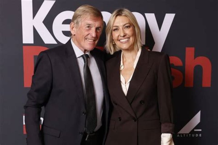 
Kelly Dalglish Cates Height, Weight, Net Worth, Age, Birthday, Wikipedia, Who, Nationality, Biography 