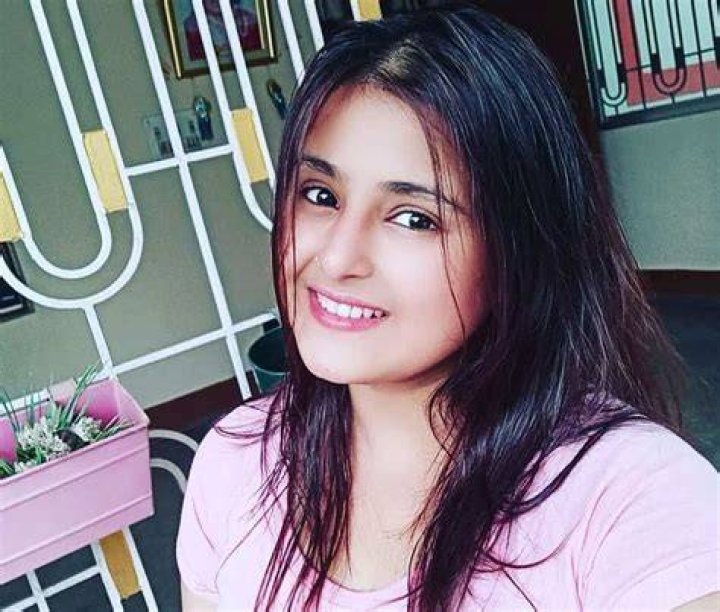 
Kenisha Awasthi Height, Weight, Net Worth, Age, Birthday, Wikipedia, Who, Nationality, Biography 