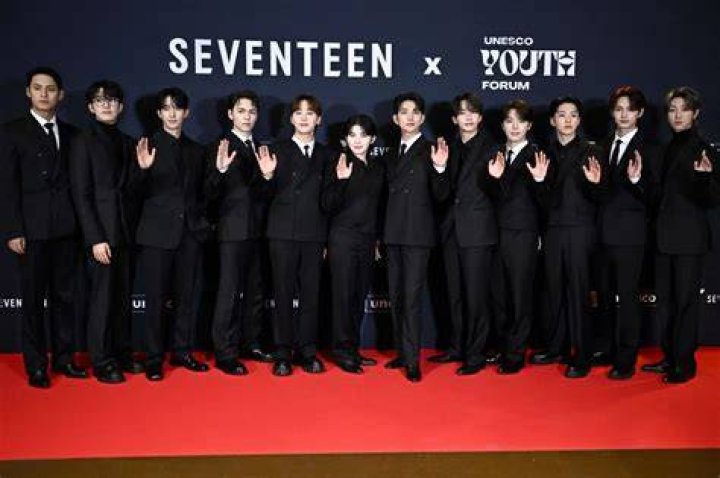 
Kim Min Kyu Opens Up About Training With K-Pop Group SEVENTEEN 