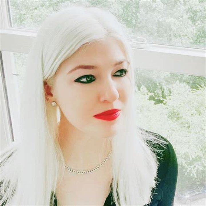 Lauren Coyle Rosen Height, Weight, Net Worth, Age, Birthday, Wikipedia, Who, Instagram, Biography