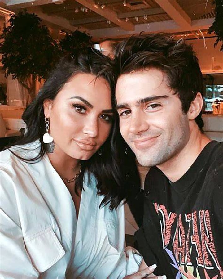 Max Ehrich Height, Age, Who, Girlfriend, Biography, Wiki, Net Worth