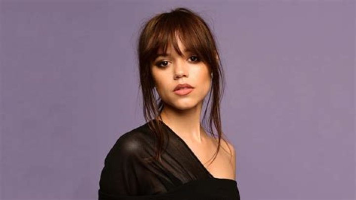 
Mia Ortega Height, Weight, Net Worth, Age, Birthday, Wikipedia, Who, Nationality, Biography 