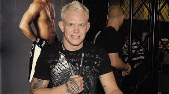 MMA Fighter Junie Browning Net Worth After 16 Years Career
