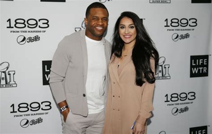 
Randall Cobb Family: Meet His Wife Aiyda Ghahramani And Net Worth 