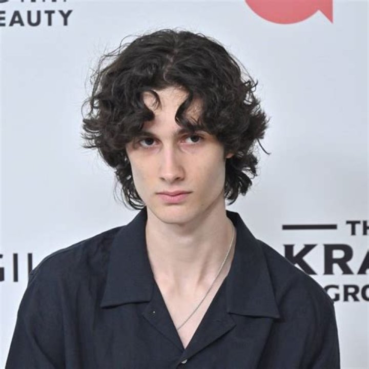 Ryann Shane Height, Weight, Net Worth, Age, Birthday, Wikipedia, Who, Nationality, Biography