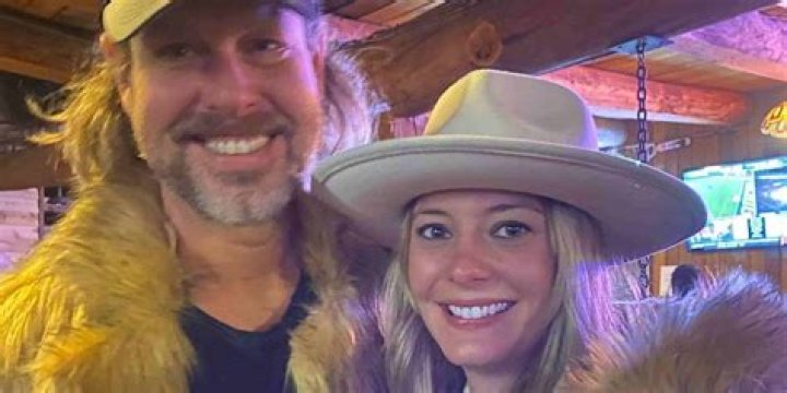 
Steve Ford is Married to Wife: Andrea Cargill. Kids. 