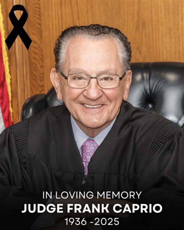 
The US Judge Who Rolled Beedis Was a Kerala School Dropout 