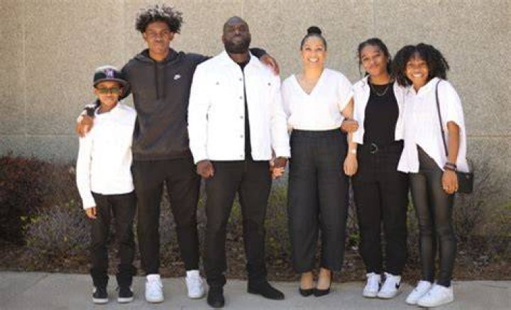 
Tre Mitchell Dad: Who Is Vincent Mitchell? Parents Siblings And Wikipedia 
