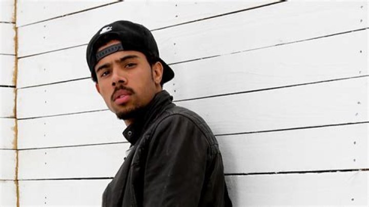 Vic Mensa net worth, height, age, wife, dating, affairs, gay, family, Wiki Bio