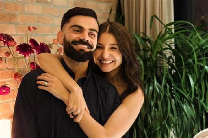 
Virat Kohli Carries Vamika on his shoulders: See Photos 