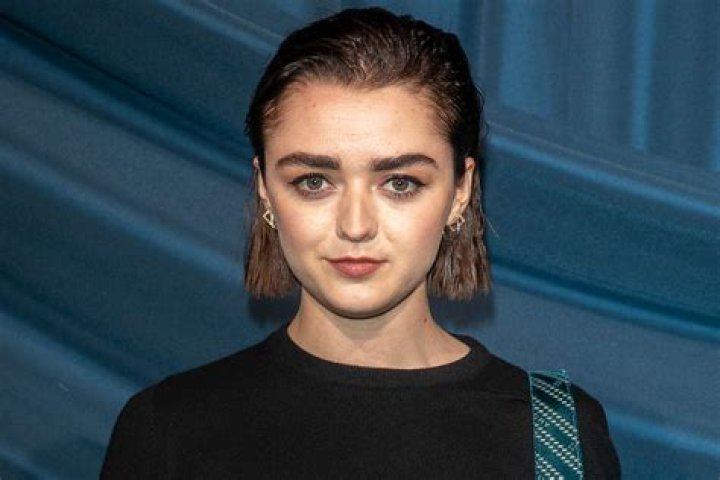 
What Is Wrong With Maisie Williams Teeth? Here Is What You Need To Know About 