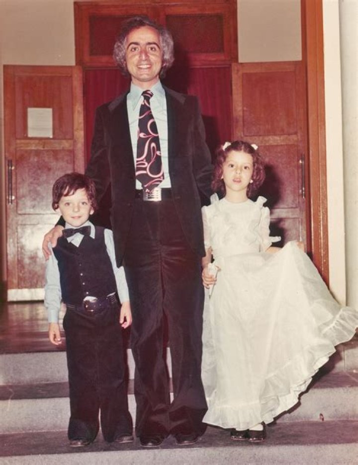 
Who are Gad Elmalehs Parents? Gad Elmaleh Biography, Parents Name, Nationality and More 