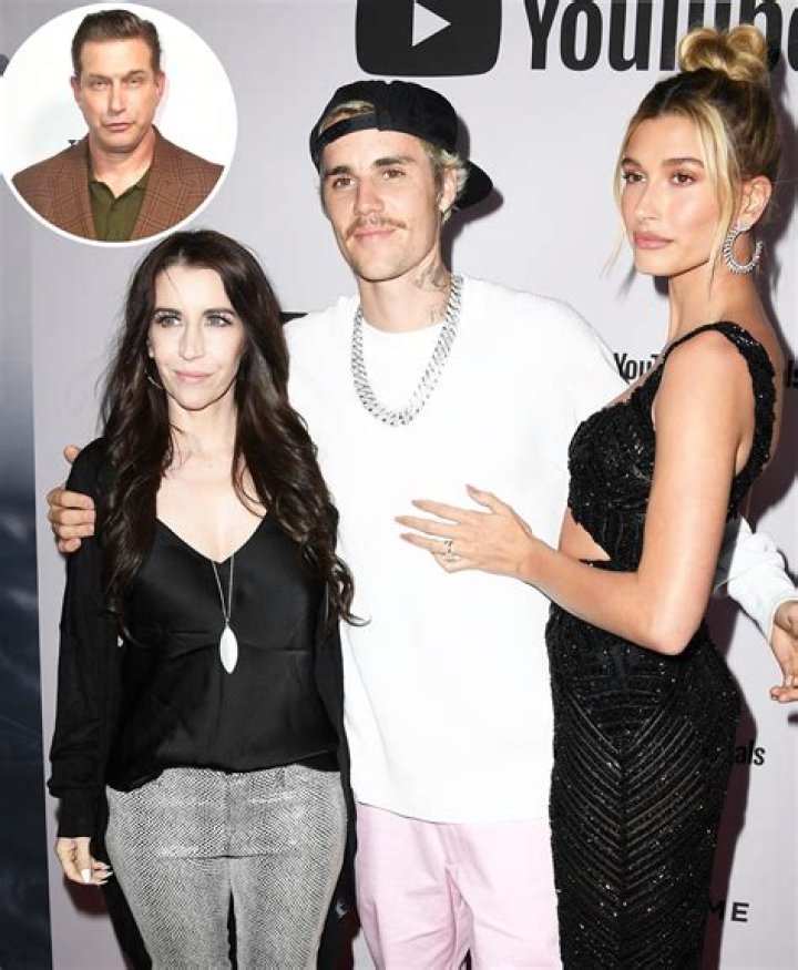 
Who are Hailey Biebers Parents? Hailey Bieber Biography, Parents Name, Nationality and More 