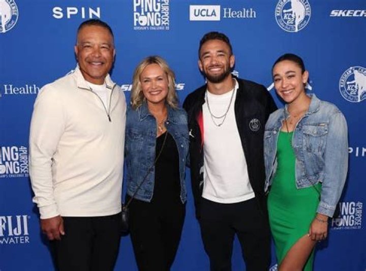 
Who Is Dave Robert Wife, Tricia Roberts? Family And Relationship 