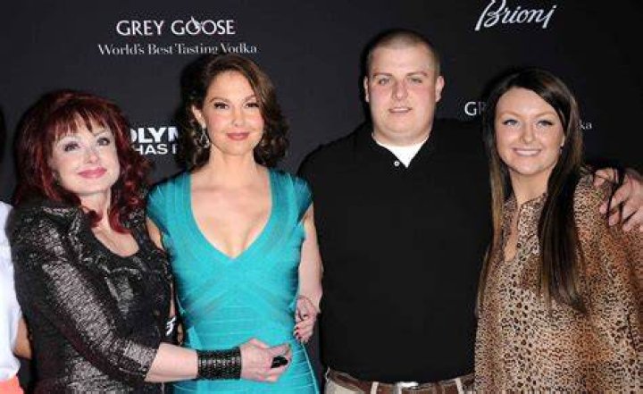 
Who is Grace Pauline Kelley? All About Wynonna Judd’s Daughter 