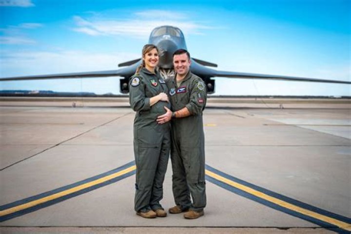 
Who is Major Lauren Olme? Air Force pilot among first to fly supersonic plane while pregnant 