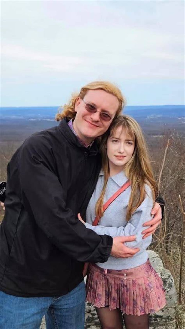 
Who Is Viktor Pesta Wife Shelley? Meet The Couple On Instagram 
