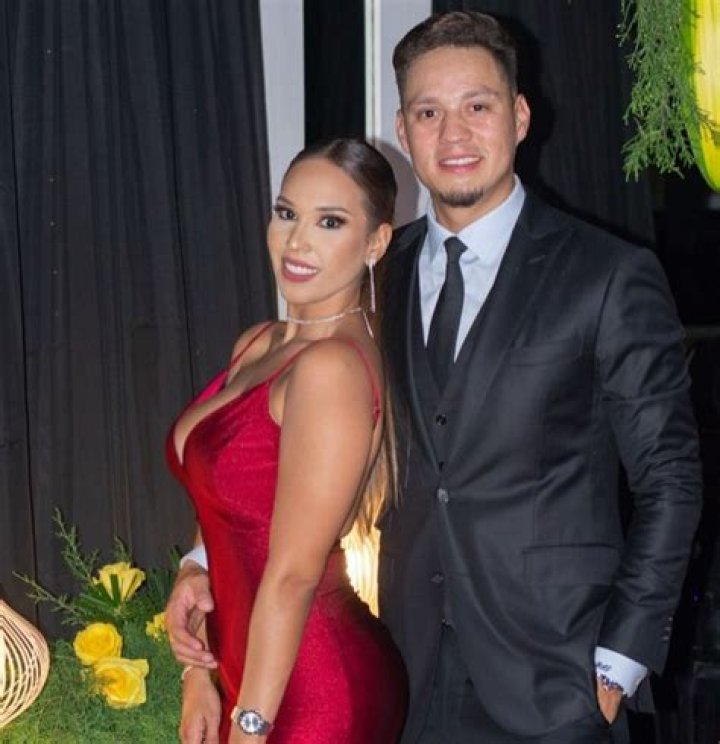 Wilmer Flores Wife Is The Baseball Utility Player Married? Meet His Partner On Instagram