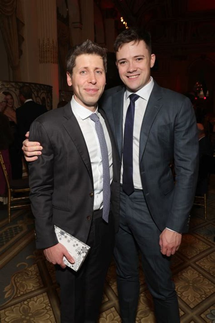 
Yes, Andy Cohen Is Openy Gay- Who Is His Partner? Family And Net Worth 