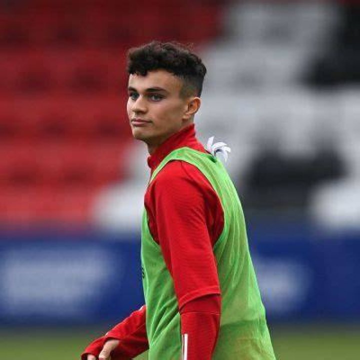 
Zachary Joseph Giggs’ Father Had An Affair With His Brother’s Ex-Wife 